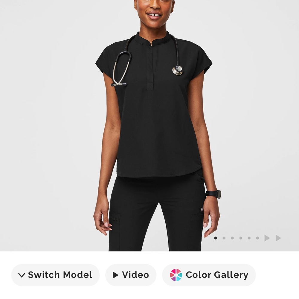 Figs Women's Black Rafaela scrub top - brand new